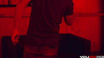 lucky paparazzo gets steamy anal threesome with amirah and rebecca 😏