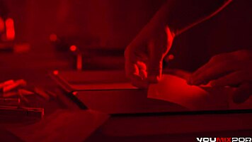 lucky paparazzo gets steamy anal threesome with amirah and rebecca 😏