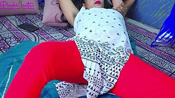 Naked Ravinadesi stepsister shaves hairy pussy close-up in front of saloon man