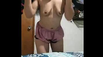 Mi Zorrita Se Muestra En Webcam!