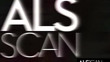 i love having wild orgasms outdoors with my exotic brunette self