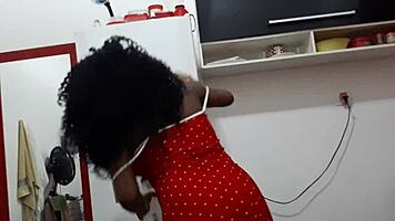 Latina Babe Stops Cleaning To Take Cum Inside