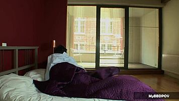 candy alexa shoves glass dildos in her ass 😈