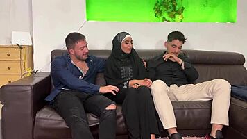 Aaliyah Yasin Experiences First Double Penetration In Hijab Threesome