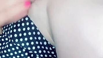 linda jovencita ladyboy rubyqueen gets hot anal masturbation solo