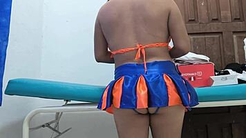 During work hours, he records inserting huge anal plug. 😏