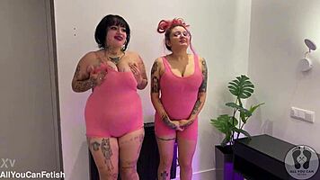 gg huge boobs bouncing wild with belly fetish and ass shaking preview