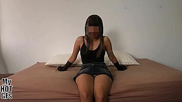 casting universitaria kelly apenas tiene 18 años y recibe su primer creampie en entrevista amateur con tetas sexys 😍