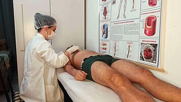 Unforgettable hard-on right in front of the sexy Brazilian nurse