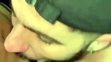 I can’t believe I’m watching this bodybuilder solo fetish. First time seeing such huge assets!