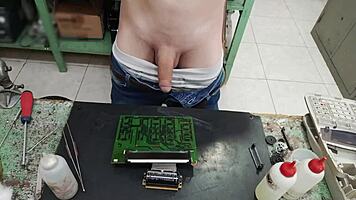 Blasting huge cumshot on client's machine