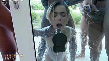 Brasiliana Russah si prende 5 stalloni in azione DAP selvaggia