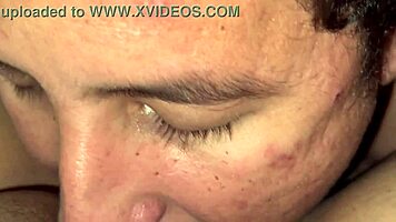 Невероятен минет на задник, после прониквам в братовчедка!