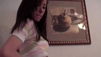 i'm watchin sweet brooke skye rubbin her tight pussy, fingerin and lickin.