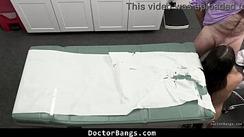 Doctor gladly shares industry secrets and bangs innocent teen 18+ hard at hospital