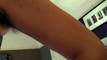 Lesbenliebe zwischen Beretta James und Dylan Ryan mit geilen Sextoys