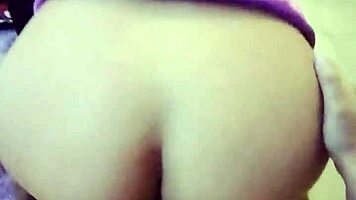 bonita estudiante en lenceria reveals beautiful form 😍