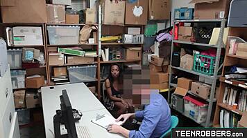 Teenrobbers com guard fucks ebony shoplifter Daya Knight. Secret office banging unfolds!