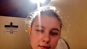 extreme bbw masturbates with anal plug deep in public cum on cam 😈