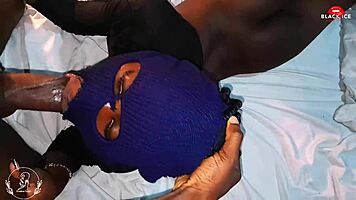 I met this girl on tinder today right at my school