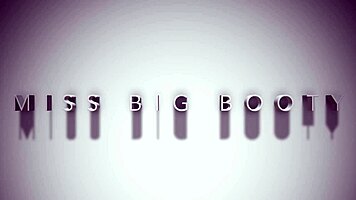 Cute Blonde Fucks Wet Vagina With Big Rubber Dildo On Cam