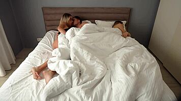 Stepmom Handles Silent Cheating Expertly