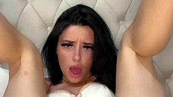 Amateur Slut Squirts in Solo Webcam Show. College Brunette Toys Herself Wild.