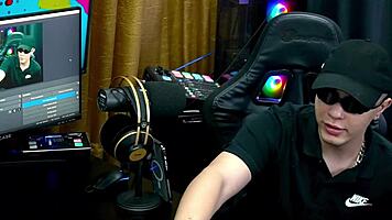 Bianca Demarchi flaunts her body, bites Ruan's ear and neck with raw desire