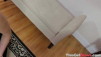 Peyton Robbie delivers steamy POV blowjob action