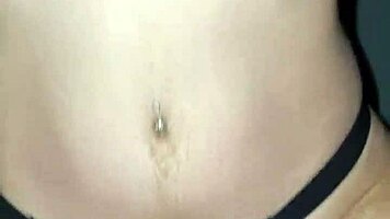 vagabunda sentando e gozando na rola 😈