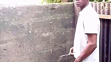 Strangersforsex Sfs Escort Films De Rose Guy Demonstrating Prostate Peeing