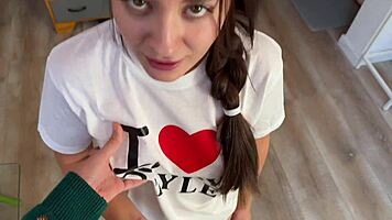 I Seduced My Step Sis in 'I Love Doggystyle' T-Shirt, Banged Her Missionary, and Came Inside