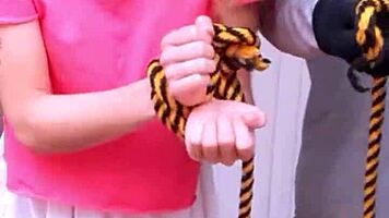 Bonneyuwu - 10 24 Argentina Obligada A Tener Sexo Atada En La Cama