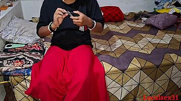 Desi wife gets hardcore fucking on webcam outdoors