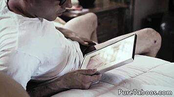 Stepsister breaks in geeky stepbro for taboo oral lessons in full erotic fantasy! 😈