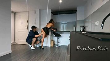 Aggressive delivery guy fucks housewife hard for lacking payment.