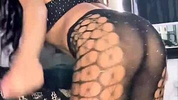 dallasescort offers petite 18+ bossbitch tryst through p411 platform