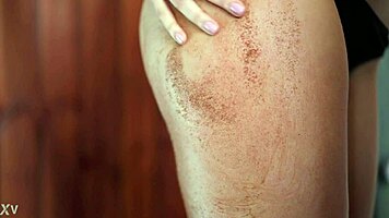 Petite 18+ Teen Twerking Softly in Solo Dance