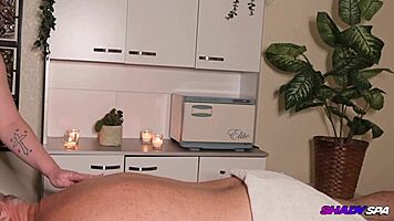 Teen 18 - Relaxing Happy Ending Massage