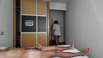 i jerk off in front of the cleaning lady at the hotel