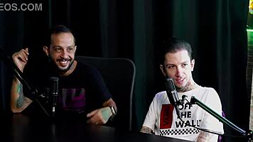 Prefere Pau Que A Faz Gozar Grava Com A Elisa Sanchez O Jeito De Chupar A Buceta E Sobre Ter Que Falar Sobre Um Filho - Bia Hot Preliminares Podcast Watch On Sheer Red