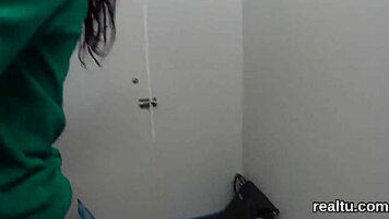 Striking Czech Teen Tempted In Mall For Pov Banging