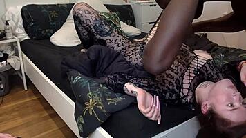 Oh man, Amyyy Wilde gettin' fucked on cam by that monster BBC, it's wild