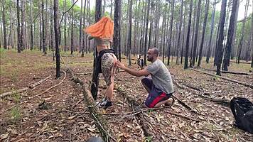 ruiva gostosa exibicionismo trilha sexo ar livre