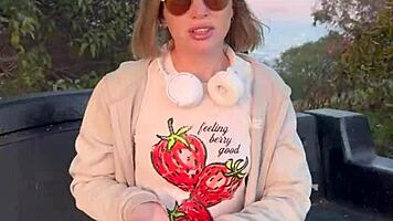 The free sfw version of my first ever pornlog