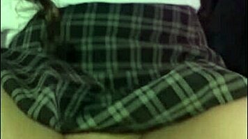 jovencita traviesa es convencida por director lujurioso y terminan cogiendo en el colegio �hay no �porque me los hecho adentro ahora que hago