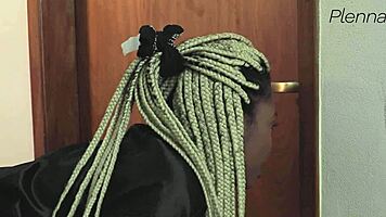 Eu Não Resisti Ouvir Meu Novo Vizinho Batendo Punheta E Fui Ajudar