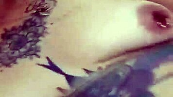 dana barzagli en rica masturbación con dildo