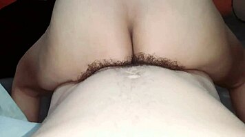 historia real - teen 18+ cachonda y hombre mayor haciendo el amor en video real casero amateur