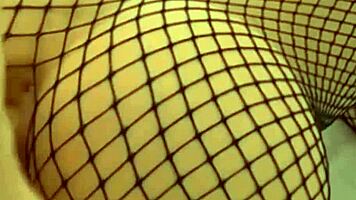 Me Encanta Calentarle La Polla Antes Que Me Folle